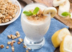 طريقة عمل ميلك شيك بالموز