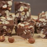 طريقة عمل مكعبات النوتيلا بالمكسرات
