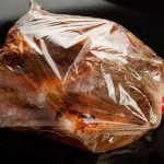 طريقة عمل دجاج مشوي بالكيس