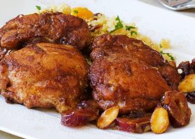 طريقة عمل فراخ بالعسل والثوم