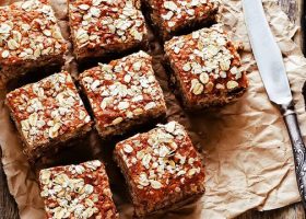 طريقة عمل كيكة التمر بدون بيض