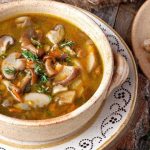 طريقة عمل شوربة الفطر