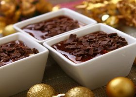 طريقة عمل الكاسترد بالكاكاو