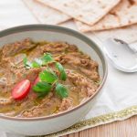 طريقة عمل الفول بالطحينة