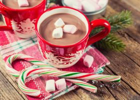 طريقة عمل شراب الشكولاتة الساخن للرجيم