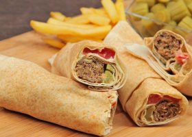 طريقة عمل سندويش الكباب التركي