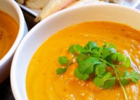 طريقة عمل شوربة العدس السورية بالثوم