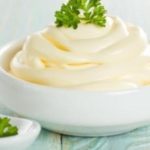 طريقة عمل المايونيز