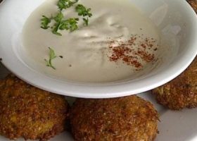 طريقة عمل صلصة الفلافل