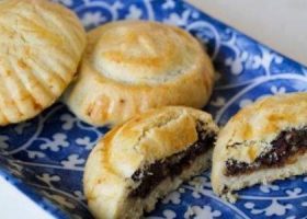 طريقة عمل المعمول بالعجوة