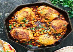 طريقة عمل الدجاج المشوي بالحمص