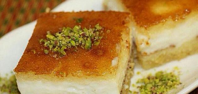 طريقة عمل النمورة بالقشطة