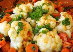 طريقة عمل طاجن القرنبيط والجزر