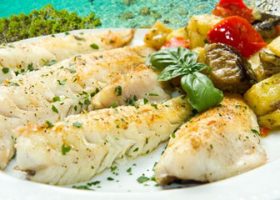 طريقة عمل سمك فيليه بخلطة السبانخ