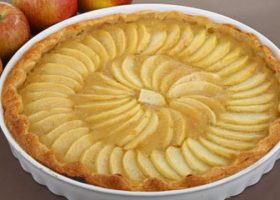 طريقة عمل فطيرة التفاح لايت