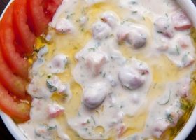 طريقة عمل فول باللبن والطحينة