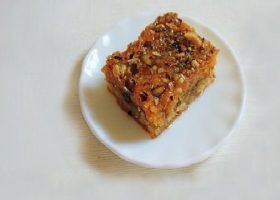 طريقة عمل بسبوسة اليقطين بالمكسرات