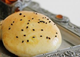 طريقة عمل خبز الجاتا الأرمني