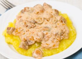 طريقة عمل بطاطا بوريه مع الصوص