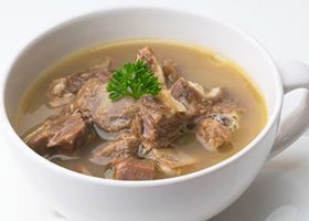 طريقة عمل شوربة لحم الغنم
