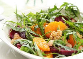 طريقة عمل سلطة البرتقال والشمندر لايت