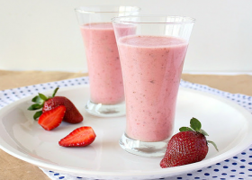 طريقة عمل عصير الحليب بالفراولة