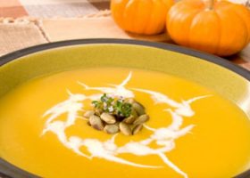 طريقة عمل حساء اليقطين المشوي