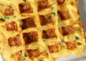 طريقة عمل وافل مالح