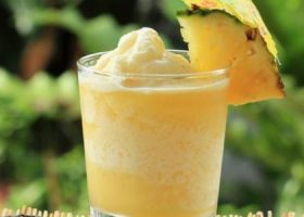 طريقة عمل سموثي التفاح والاناناس