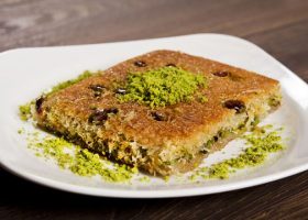 طريقة عمل قطايف تركية بالفستق