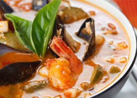 طريقة عمل شوربة البحريات