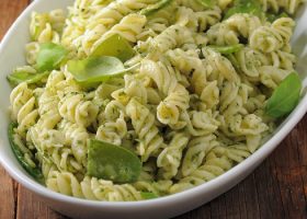 طريقة عمل مكرونة بالريحان والبازيلاء