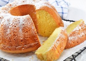 طريقة عمل كيك بدون بيض و حليب