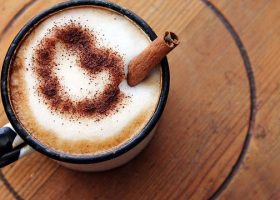 طريقة عمل الكابتشينو الحار