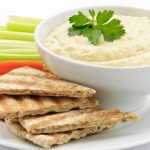 طريقة عمل تغميسة الحمص بالطحينة لايت