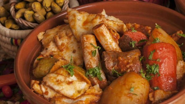 طريقة عمل الثريد الاماراتي