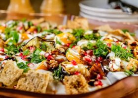 طريقة عمل فتة الباذنجان بالطحينة واللحم