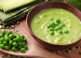 طريقة عمل شوربة البازيلاء