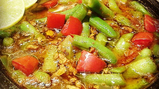 طريقة عمل طاجن الفاصولياء الخضراء