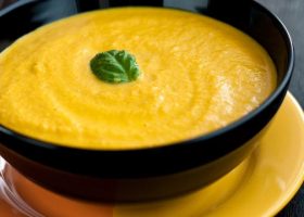 طريقة عمل حساء الجزر والكستناء