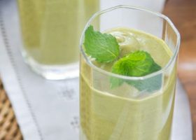 طريقة عمل عصير الافوكادو بالمكسرات