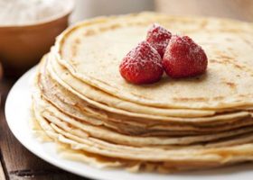 طريقة عمل الكريب بماء الزهر