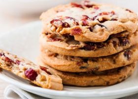 طريقة عمل البسكويت بالكرانبيري