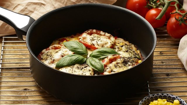 طريقة عمل بيتزا المقلاة