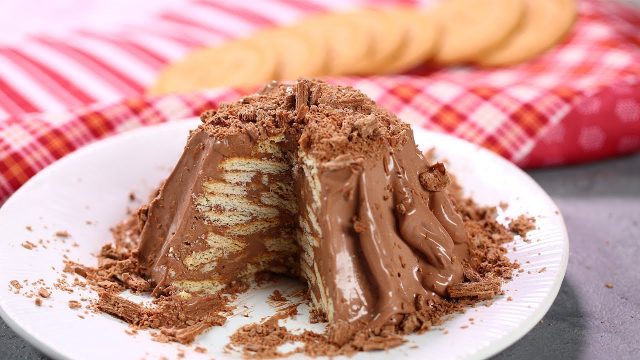 طريقة عمل الليزي كيك بالفليك