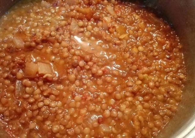 طريقة عمل العدس بجبة