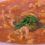 طريقة عمل الكرشة بصلصة الطماطم