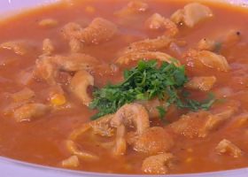 طريقة عمل الكرشة بصلصة الطماطم