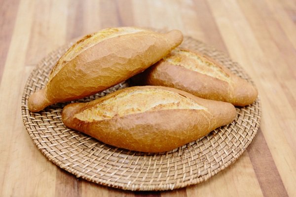 طريقة عمل خبز الصمون
