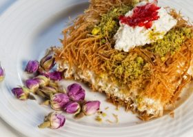 طريقة عمل كنافة بالقشطة